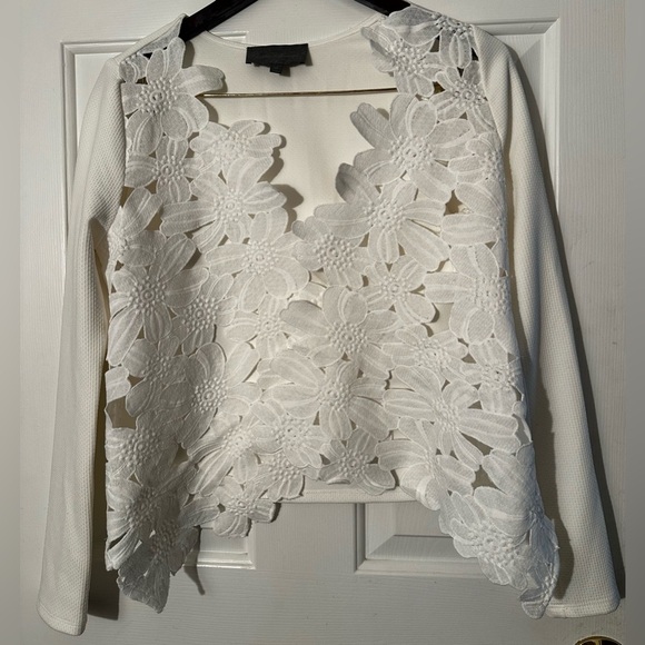 SUNDAY IN BROOKLYN Anthropologie ‘Snow On Daisies’ XS White Lace Embroidery NICE - Picture 6 of 16